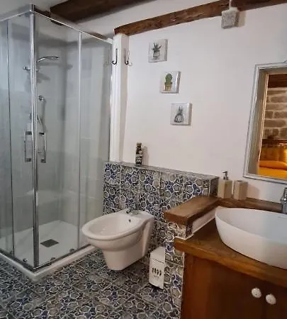 Kabula Bed and breakfast 3*