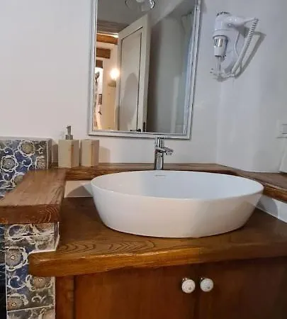 Kabula Bed and breakfast 3*
