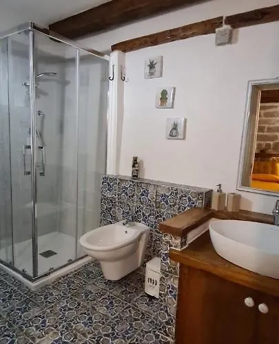 Kabula Bed & Breakfast 3*