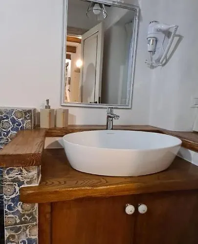 Kabula Bed & Breakfast 3*